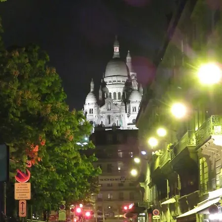 La Chambre Parisienne - *