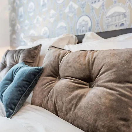La Chambre Parisienne - Bed & Breakfast