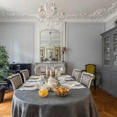 La Chambre Parisienne - Bed & Breakfast *
